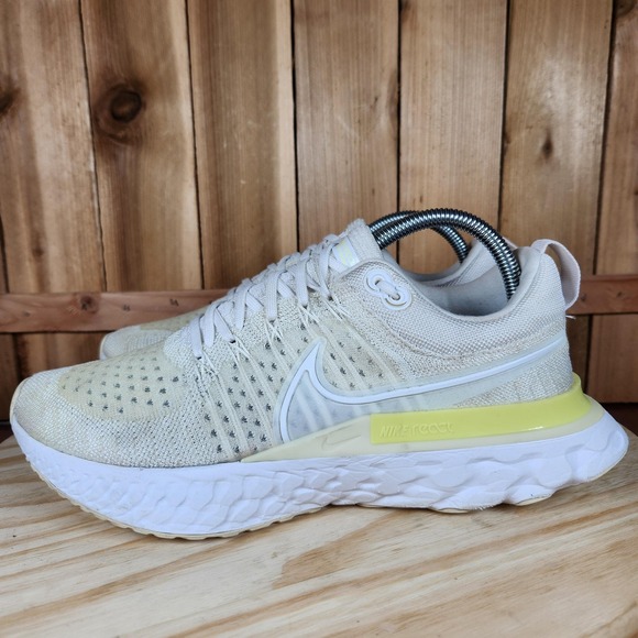 Nike React Infinity Flyknit 2 Shoes Womens 10 Running Comfort CT2423-100 - Picture 1 of 12
